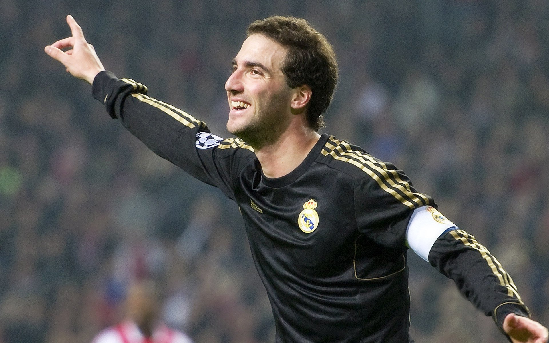 蒂贾内·萨卢恩（Tidjane Salaün）加盟夏洛特黄蜂队